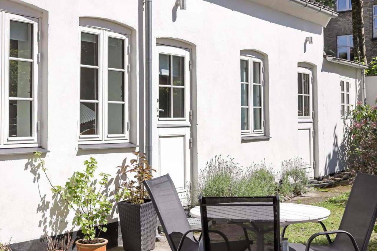 Professor Labri Apartments Odense Esterno foto