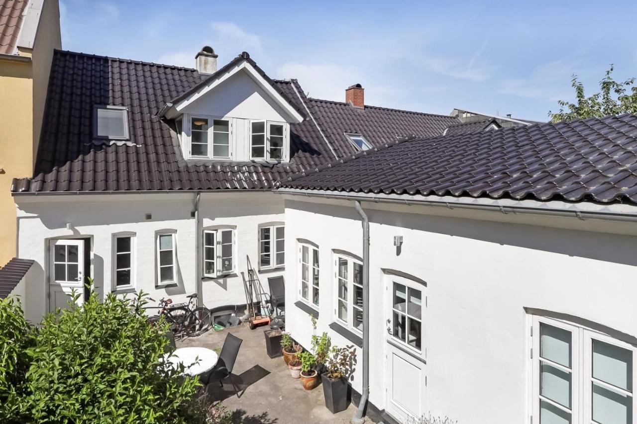 Professor Labri Apartments Odense Esterno foto